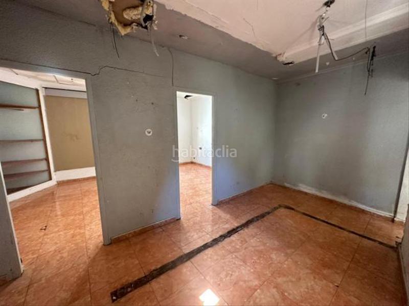 Foto b9abfad9-fcd0-4a8b-b91e-d8159842bd33. Casa aparellada a Centro Elda