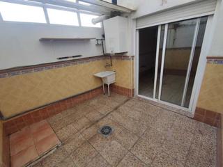 Rez-de-chaussée  Arpón (barrio las maravillas). Piso en calle arpón barrio las maravillas