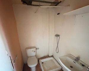 Pis  Tudela. Piso en calle tudela