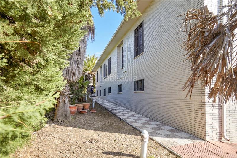 Foto 0208f8ef-b58e-4ddf-9bd8-7aa684382b0b. Chalet with parking pool in San Roque - La Cruz - La Rozuela Linares