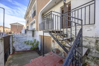 Casa bifamiliare  El tejar. Casa en urbanización el tejar