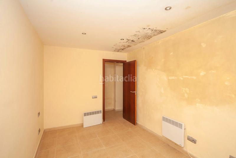 Foto 19ad6a49-eae4-4737-9e64-c8d512da3066. Planta baja piso en calle baixada del carme en Barri Antic Manresa