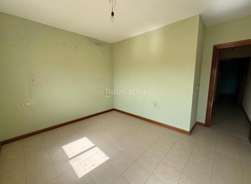 Foto f7dd440f-314a-42a4-b55b-f1d517f4527b. Casa pareada casa en calle comedias en Matapozuelos