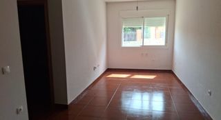Pis  Lillo. Piso en calle lillo