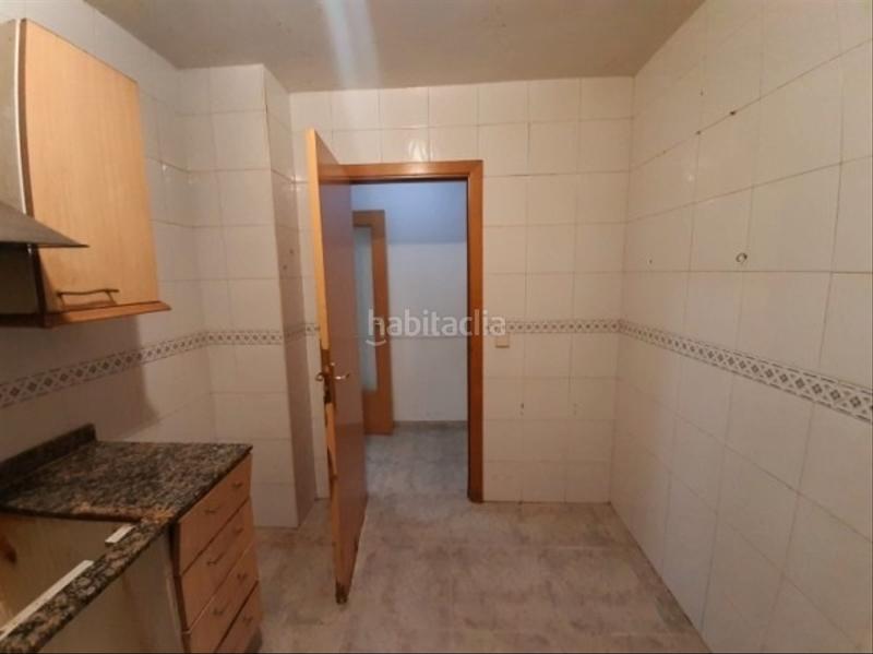 Foto e44940d0-8106-4ed2-a14f-0f596ff09643. Planta baja piso en calle de josep roque en Torreforta Tarragona