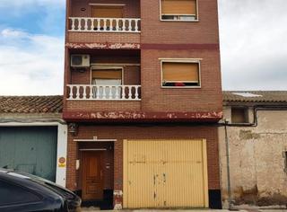 Casa aparellada  Carmen. Casa en plaza carmen