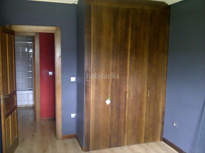 Foto 5720b652-ed32-46b8-9dde-dd453c2cd991. Chalet casa en calle atarrubio en Nava del Rey