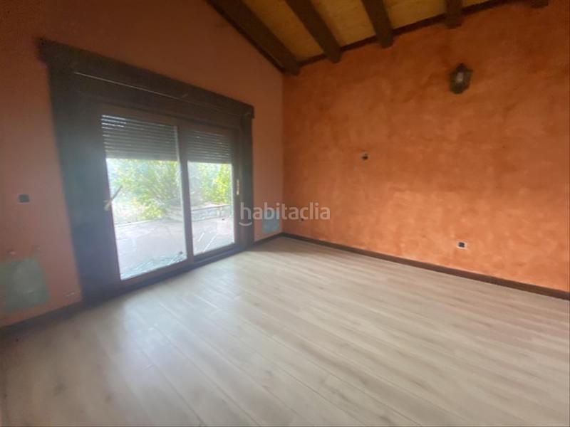 Foto d8807a19-f4e7-406e-bc38-11dec2609d36. Chalet casa en calle atarrubio en Nava del Rey