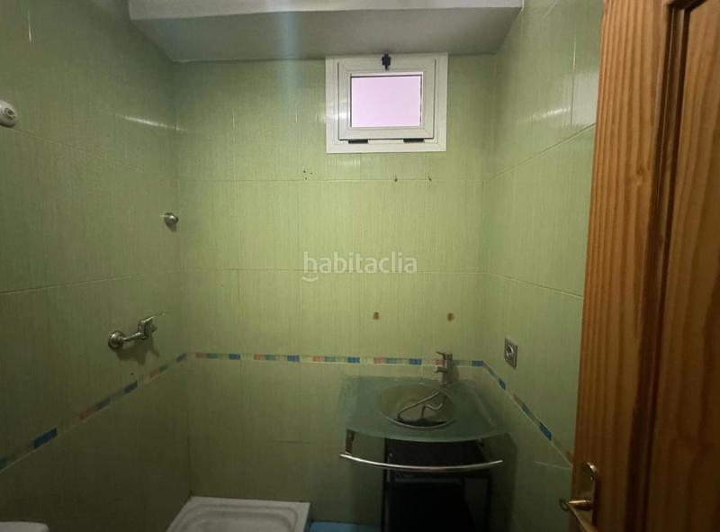 Foto 69ae3c00-82fe-46d4-a93b-d923289492b0. Piso  en calle cara en La Chanca - Pescadería Almería