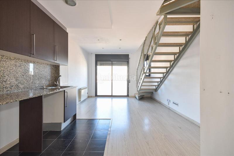 Foto 0c54eb68-fbd7-48e2-9756-ae6a98832ec0. Dúplex amb aparcament a Ca n'Anglada Terrassa