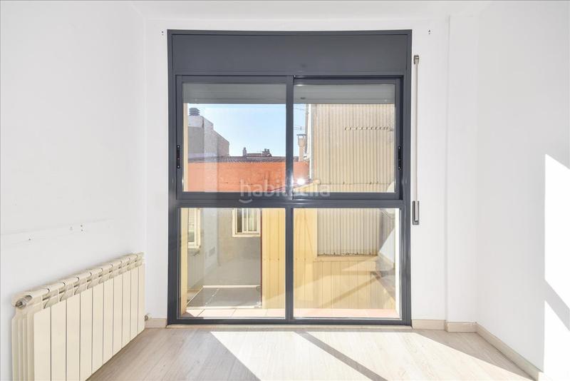 Foto 2bb658e8-68df-4e3d-8146-1a60bb1c8f31. Dúplex amb aparcament a Ca n'Anglada Terrassa