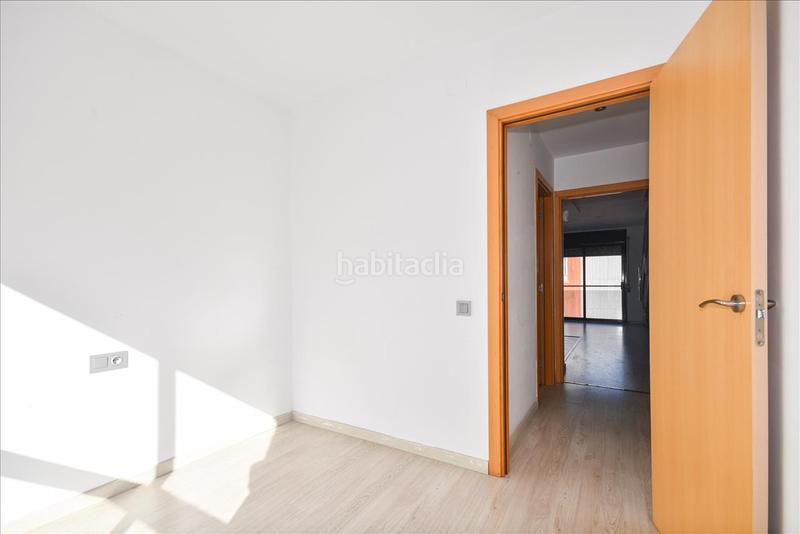 Foto 76d83a37-75e7-46cb-84ed-c79a1251a088. Dúplex amb aparcament a Ca n'Anglada Terrassa