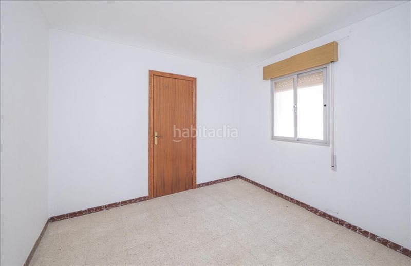 Foto b05374fe-e46f-432e-b37b-a007983a24aa. Pis a Teba