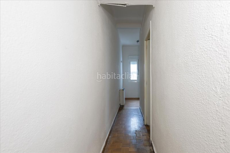 Piso en calle peña gorbea en San Diego Madrid - Imagen 9