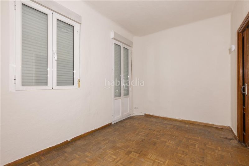 Piso en calle peña gorbea en San Diego Madrid - Imagen 5