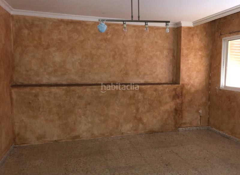 Foto b66245c8-c005-4834-9ca2-df7fdcf2ac7f. Casa pareada casa en calle puerto santa maria en Pescadores - Saladillo Algeciras