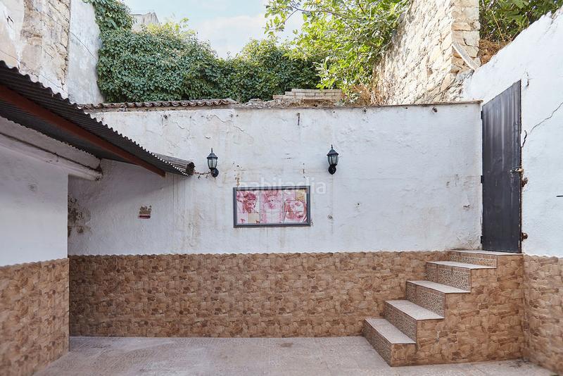 Foto ebf32d1c-1c2a-4464-b4ec-0e08e346cd68. Maison jumelée dans Ctra. Circunvalación - La Magdalena Jaén