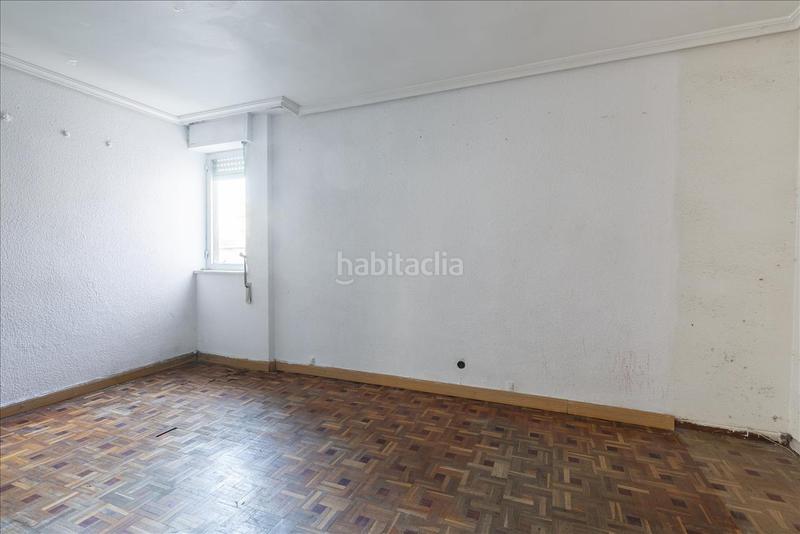 Foto 9843b7a4-4e59-43a2-8609-d05686421380. Pis a Almendrales Madrid