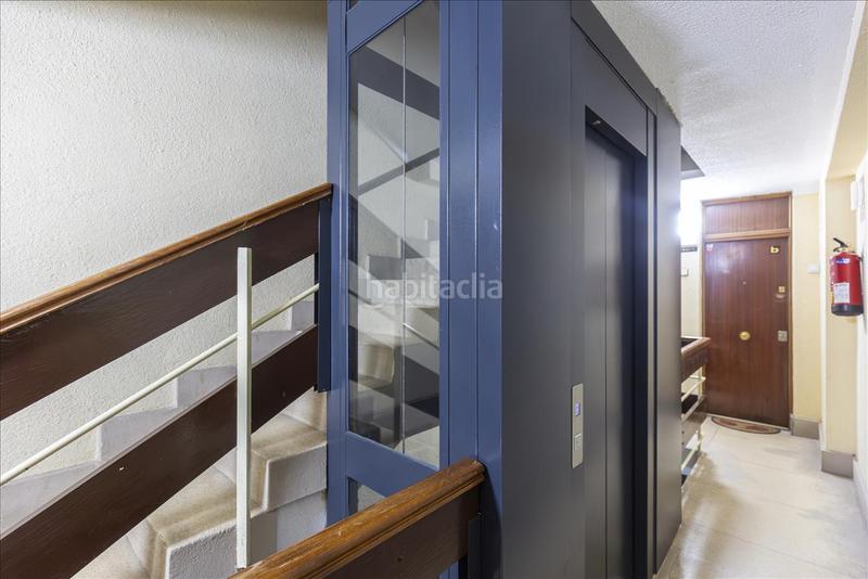 Foto c6a77d6a-cc1a-4a75-908b-f5e94bbca8ab. Pis a Almendrales Madrid