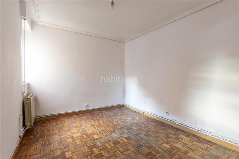 Foto d8a1640d-b5d3-4ddc-83dd-b141f44614cd. Pis a Almendrales Madrid