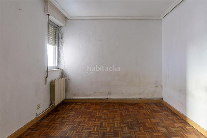 Foto de9bcb53-5712-4f81-8076-ae9cb10f9508. Pis a Almendrales Madrid