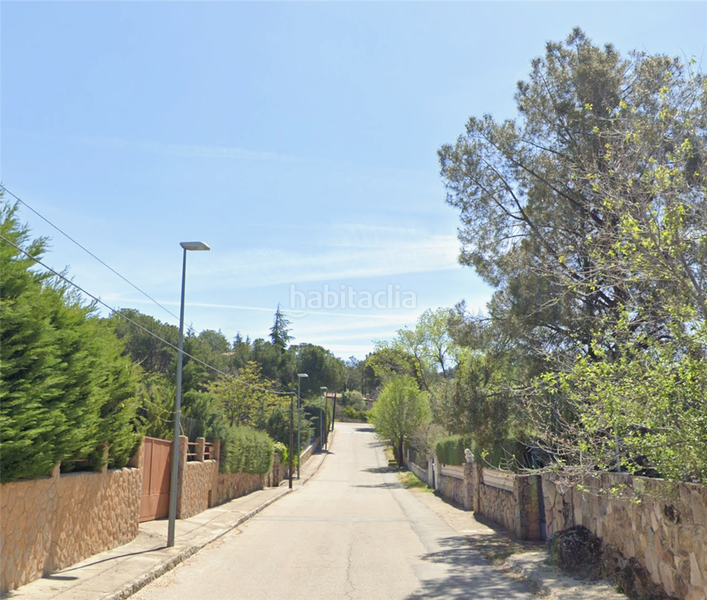 Foto 41c5d230-498f-4f51-b263-ba82c70b34d7. Chalet mit parking in Valdemaqueda