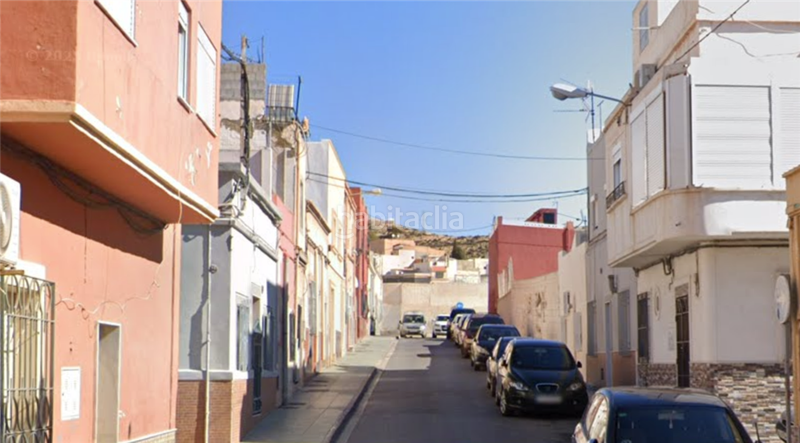 Foto d523446a-269c-4039-adca-c6e7b6d1cdb6. Flat in La Chanca - Pescadería Almería