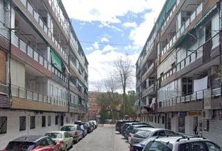 Pis  Margaritas. Piso en calle margaritas