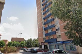 Etagenwohnung  Avenida abrantes. Piso en calle avenida abrantes