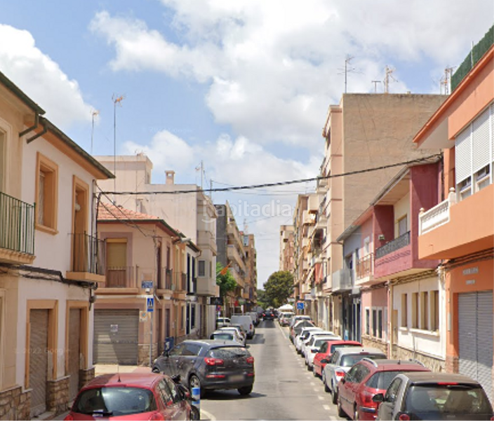 Foto db488c8b-eae0-40e0-89c2-306c4a2bc160. Piso  en calle mercado en Centro San Juan de Alicante