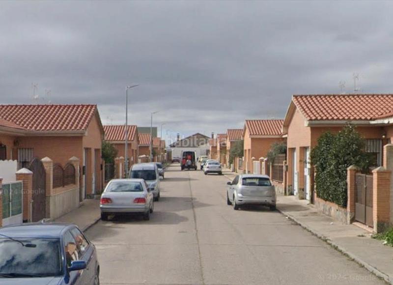 Foto ade2c05b-ecb3-47f5-83c9-b653a016a8f9. Casa bifamiliare con parcheggio in Mata (La)