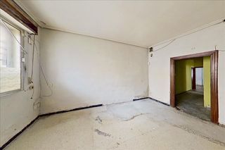 Planta baixa  Sagunto. Piso en calle sagunto