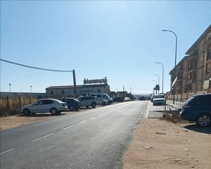 Piso  De la constitución. Piso en avenida de la constitución