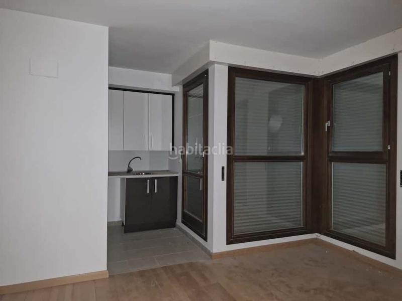 Foto 2ae1ef79-8237-48ae-9824-bf3b4e2ac7e8. Planta baixa amb aparcament piscina a Puente la Reina de Jaca