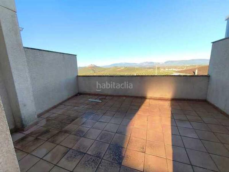 Foto aebc9ecf-6973-493f-83b0-e822edcaa0fb. Casa pareada casa en calle torrecillas en Güevéjar