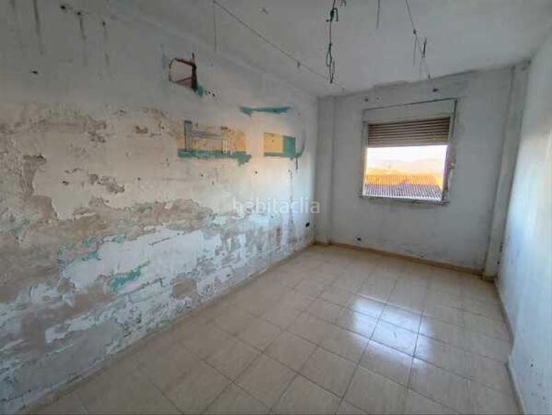 Foto fb8e394b-6871-4a22-93bf-5bb3a25ece1f. Casa pareada casa en calle torrecillas en Güevéjar