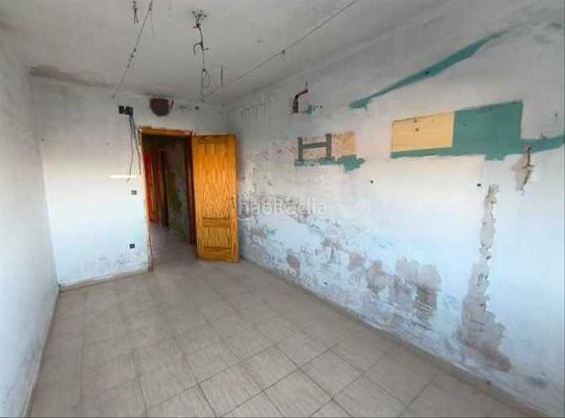 Foto fe9198cc-fd4b-44c7-970d-1e453a58bad0. Casa pareada casa en calle torrecillas en Güevéjar