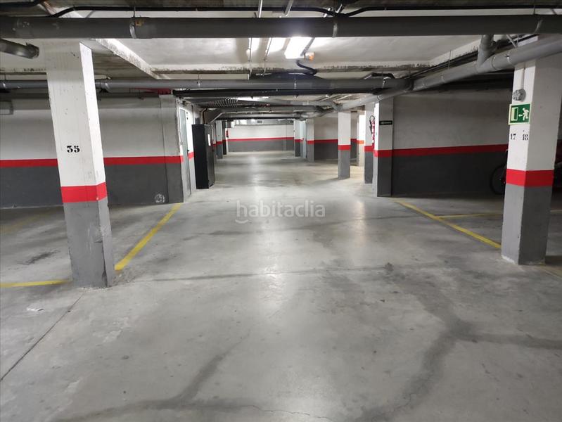Foto ff3d6b77-33d9-4570-a87c-b21fe646f5bc. Autoparkplatz in Olías del Rey