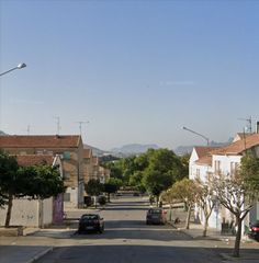 Casa aparellada  Sierra de la villa. Casa en calle sierra de la villa