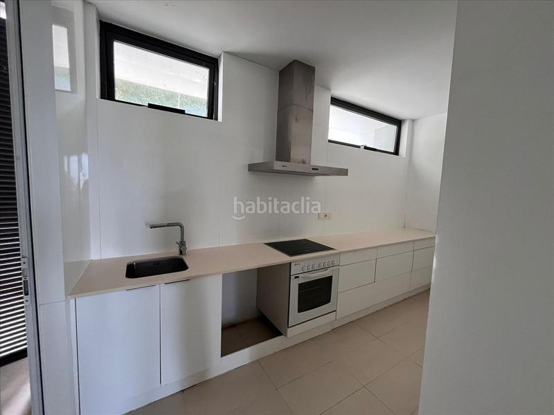Foto a7905c46-89fa-4e32-ba05-a0e5c1eb904a. Casa pareada casa en calle polo sur en San Enrique-Guadiaro-Pueblo Nuevo Sotogrande