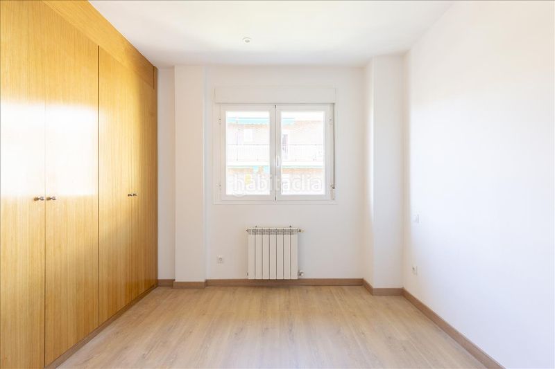 Piso en calle apostol santiago en Ventas Madrid - Imagen 9
