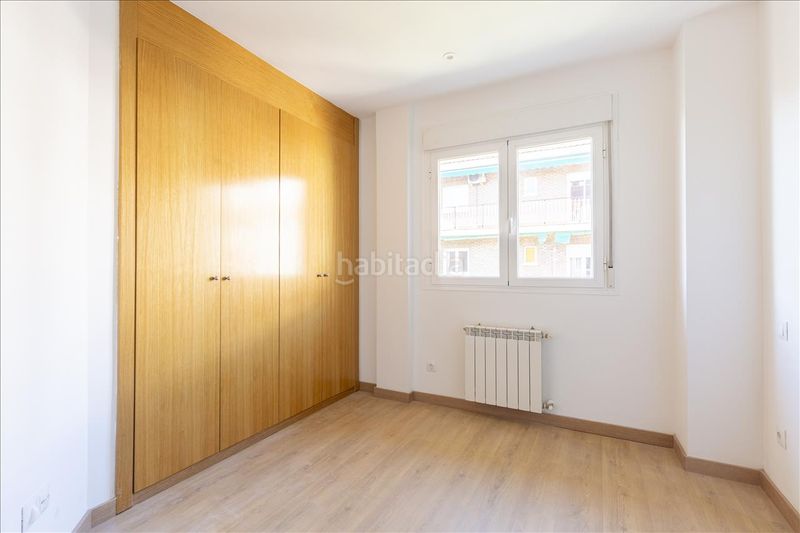 Piso en calle apostol santiago en Ventas Madrid - Imagen 10