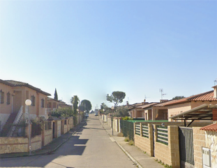 Chalet  Talavera de la reina. Casa en urbanización talavera de la reina