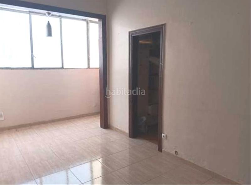 Foto 62756841-5fa0-445c-b10c-9e230f4953c7. Erdgeschoss in La Gavarra Cornellà de Llobregat