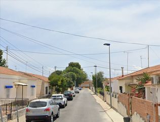 Etagenwohnung  Aviacion española. Piso en avenida aviacion española