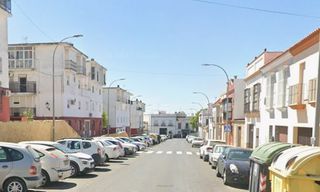 Ground floor  Rio guadaira (barriada la fontanilla). Piso en calle rio guadaira barriada la fontanilla