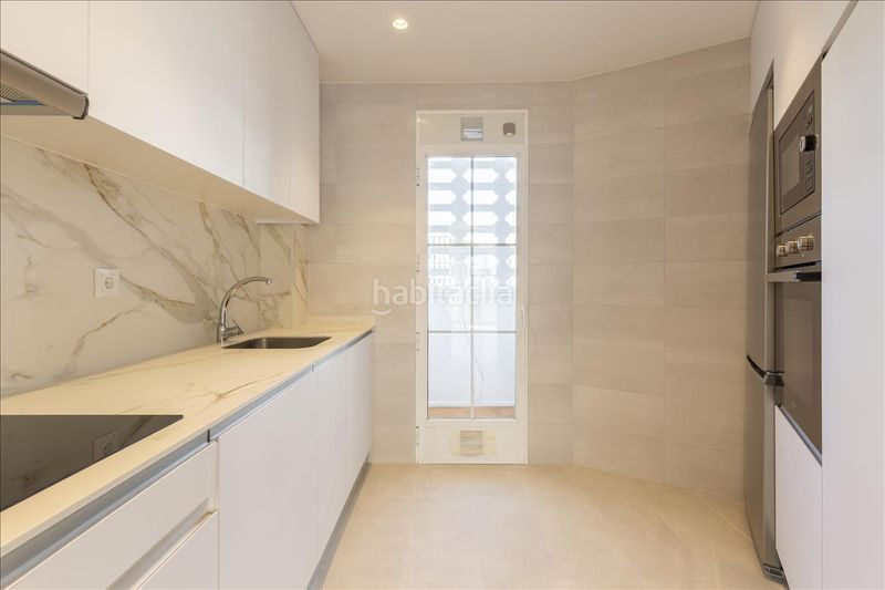 Piso en calle oña en Virgen del Cortijo-Manoteras Madrid - Imagen 17