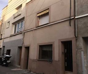 Dúplex  Escultor clará. Piso en calle escultor clará