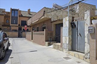 Towny house  Cabo ortegal. Casa en calle cabo ortegal