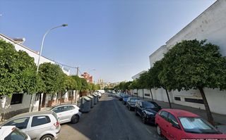 Pis  Lora del rio. Piso en calle lora del rio